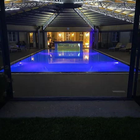 Le 1837 Apartmanhotel Saint-Affrique