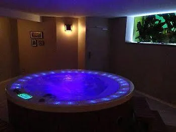 Le 1837 Apartmanhotel Saint-Affrique